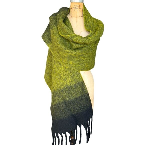 AllSaints Ombré Blanket Fringe Scarf Khaki Green OS - Picture 1 of 8